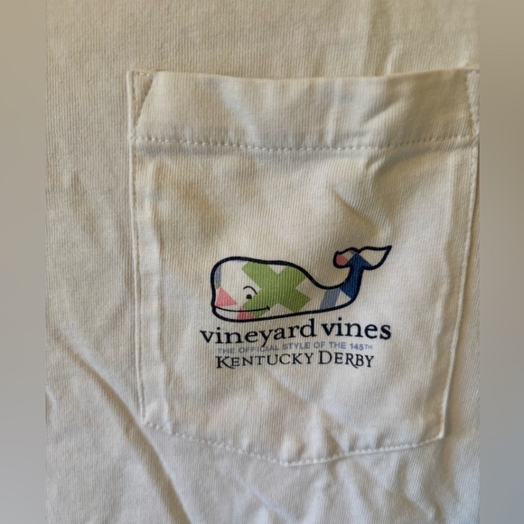 Vineyard Vines White Kentucky Derby 145 Patchwork Pocket T-Shirt Boy’s Size XL - Picture 3 of 5